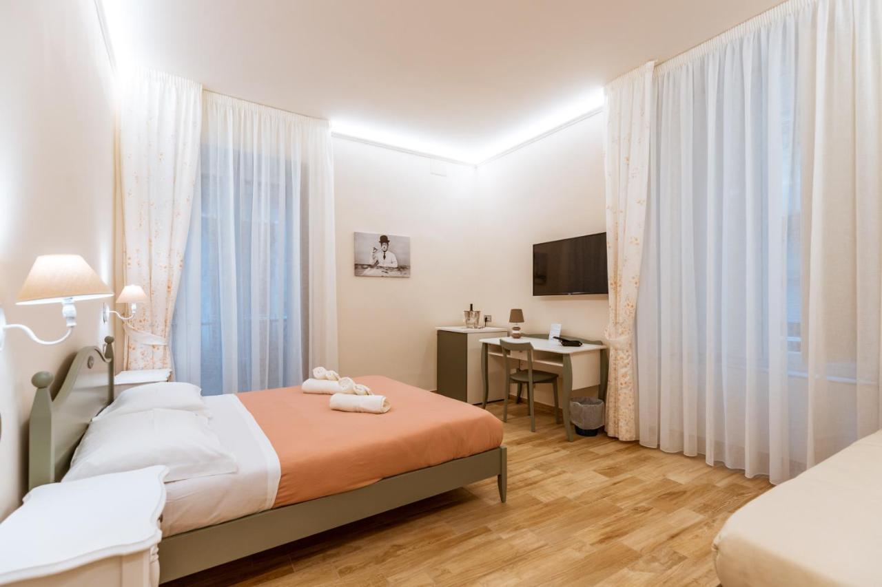 La Dimora Di Don Antonio A Toledo Hotell Neapel Exteriör bild